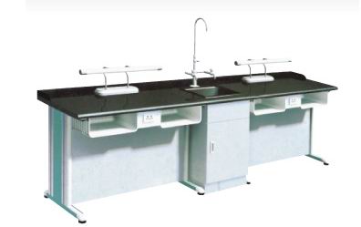 電學(xué)綜合實(shí)驗(yàn)臺(tái)