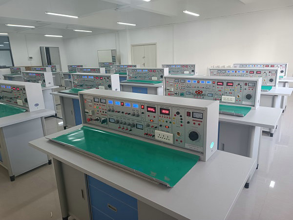 電工技能實(shí)訓(xùn)與考