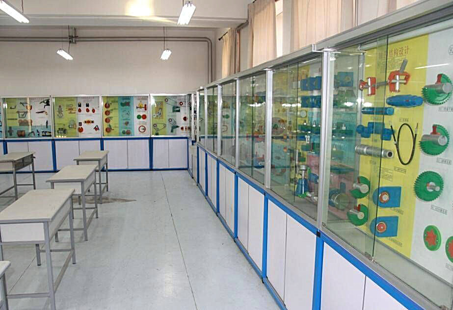 機(jī)械基礎(chǔ)陳列柜