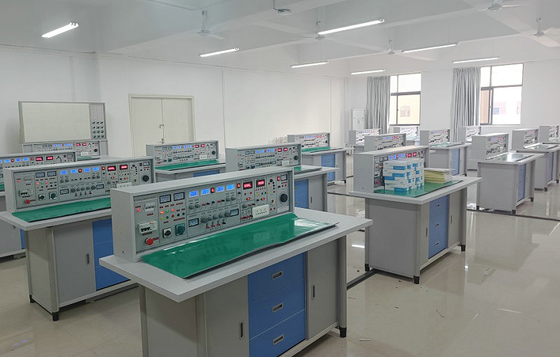 電工電子實(shí)訓(xùn)設(shè)備